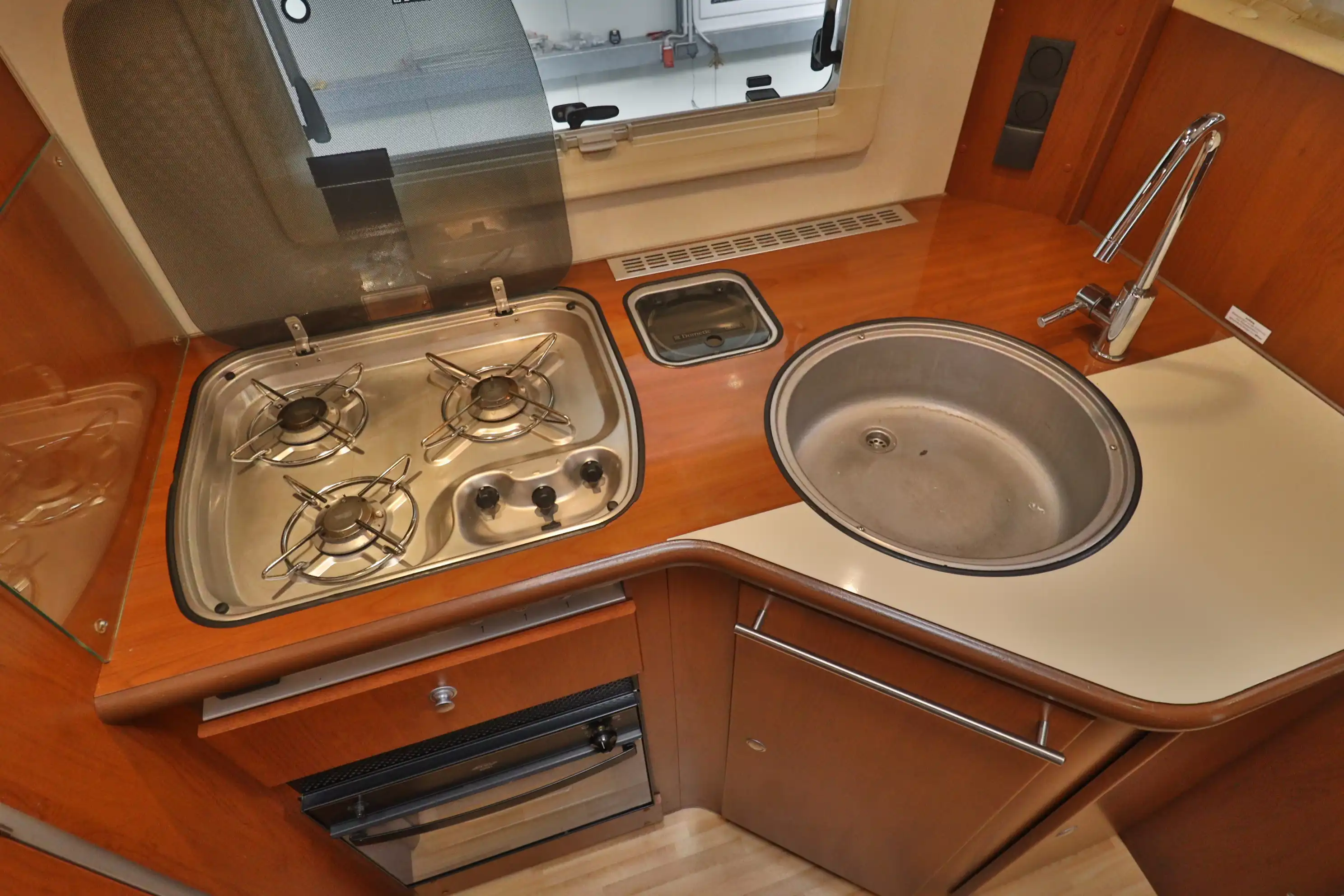 DETHLEFFS A 9800 XXL Globetrotter